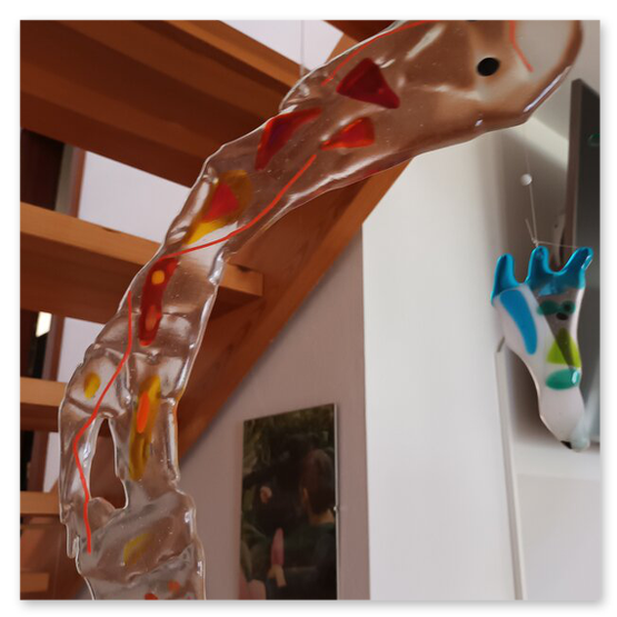 Einige Kunstwerke in Glas, vorwiegend Masken, welche auch verkauft werden können