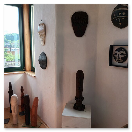 Ausstellung beim Malerwinkel, Skulpturen von Raunig Elisabeth.