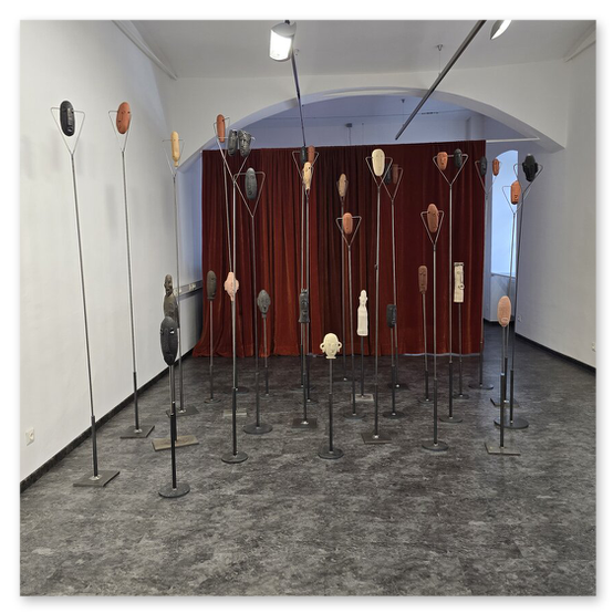 Ausstellung im Kunsthaus in Köflach, Skulpturen und Menschen