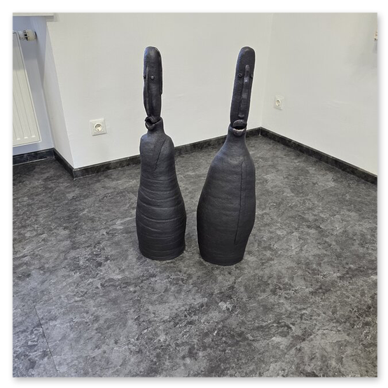 Ausstellung im Kunsthaus in Köflach, Skulpturen und Menschen