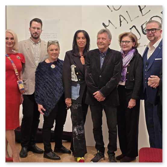 Ausstellung im Kunsthaus in Köflach, Skulpturen und Menschen
