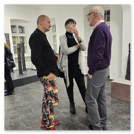Ausstellung im Kunsthaus in Köflach, Skulpturen und Menschen