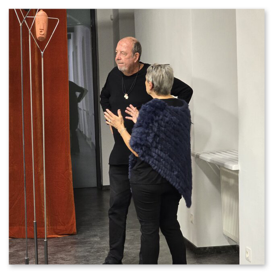Ausstellung im Kunsthaus in Köflach, Skulpturen und Menschen