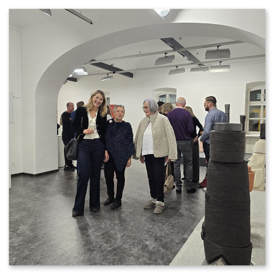 Ausstellung im Kunsthaus in Köflach, Skulpturen und Menschen