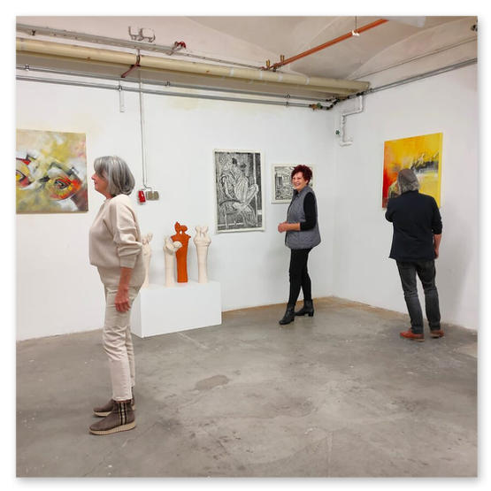 Kunstausstellung in der Kunstfabrik, Einladung, Kunstwerke ud Publikum