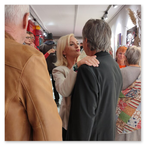 Ausstellung MOEL2ART in der Galerie am Schloßbergtor. Bilder der Vernisage und dere Kunstwerke von Monika Barwig und Elisabeth Raunig.