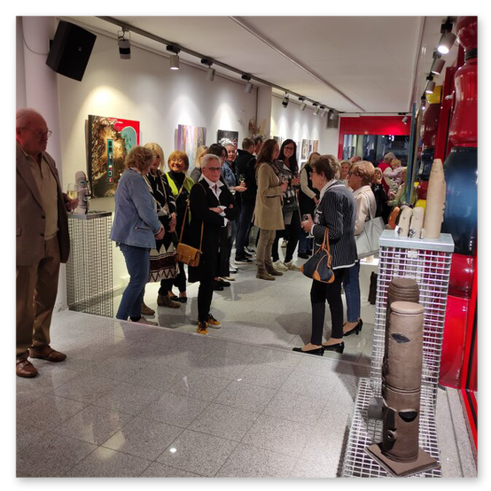 Ausstellung MOEL2ART in der Galerie am Schloßbergtor. Bilder der Vernisage und dere Kunstwerke von Monika Barwig und Elisabeth Raunig.