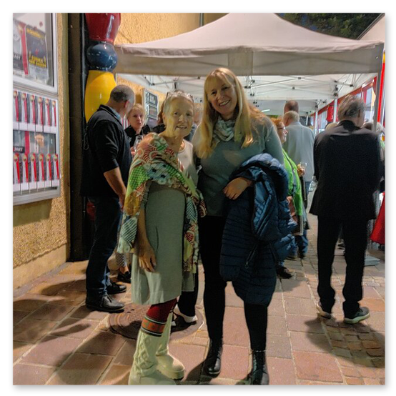 Ausstellung MOEL2ART in der Galerie am Schloßbergtor. Bilder der Vernisage und dere Kunstwerke von Monika Barwig und Elisabeth Raunig.