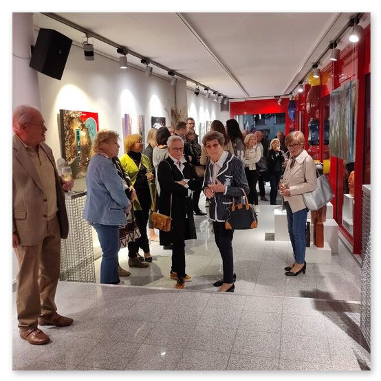 Ausstellung MOEL2ART in der Galerie am Schloßbergtor. Bilder der Vernisage und dere Kunstwerke von Monika Barwig und Elisabeth Raunig.