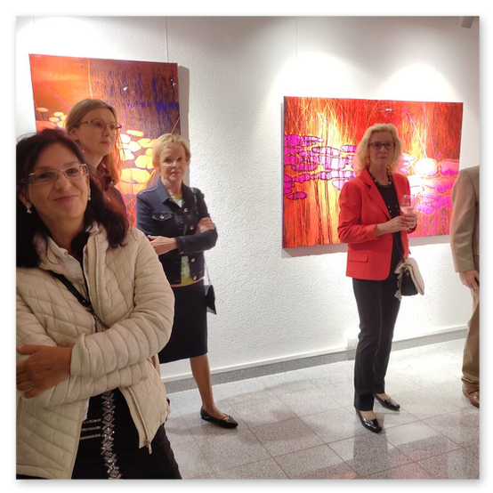 Ausstellung MOEL2ART in der Galerie am Schloßbergtor. Bilder der Vernisage und dere Kunstwerke von Monika Barwig und Elisabeth Raunig.