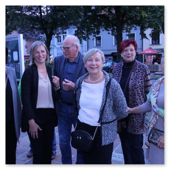 Ausstellung MOEL2ART in der Galerie am Schloßbergtor. Bilder der Vernisage und dere Kunstwerke von Monika Barwig und Elisabeth Raunig.