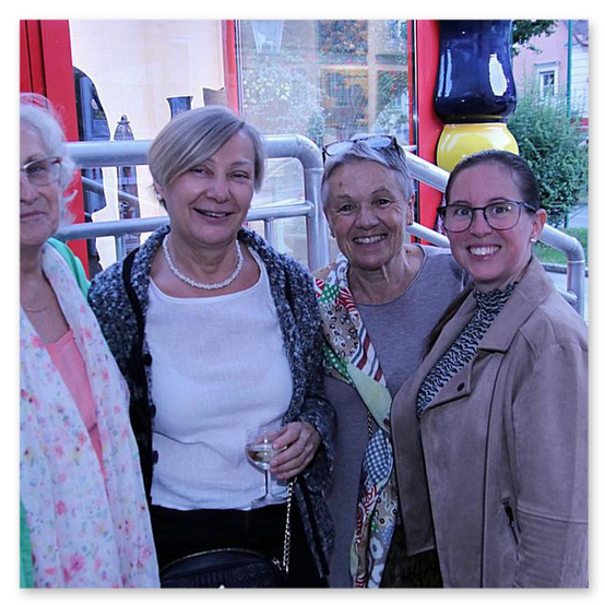 Ausstellung MOEL2ART in der Galerie am Schloßbergtor. Bilder der Vernisage und dere Kunstwerke von Monika Barwig und Elisabeth Raunig.