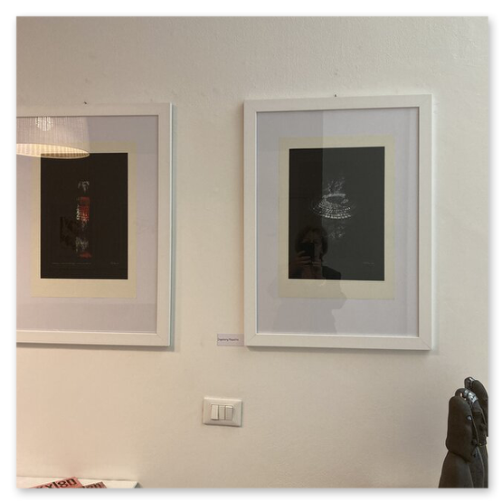 Kunstausstellung in Trentino in Italien mit Skulpturen und Masken aus Keramik, sowie Bilder der Künstlerin Kertz Christine.  Bilder Kunstwerke und Gäste 